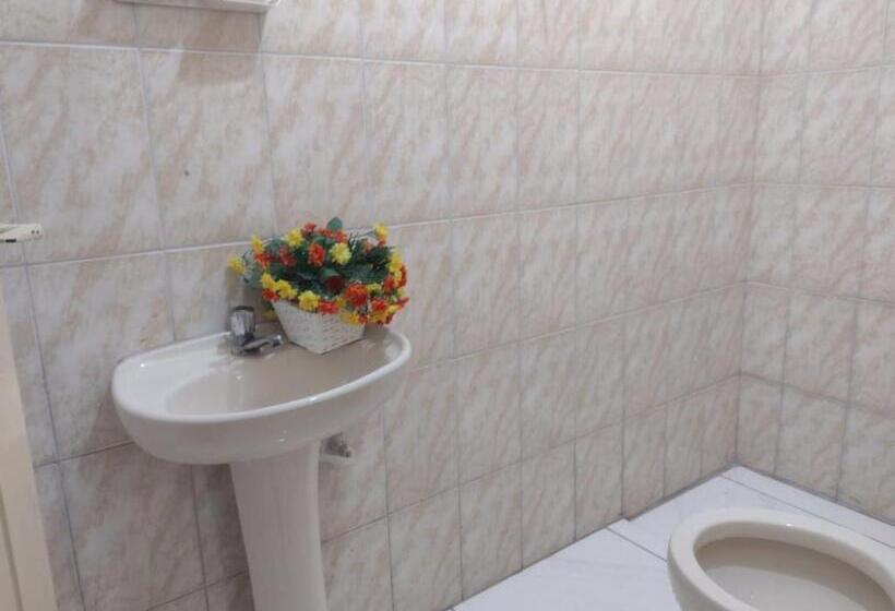 Полулюкс Вид на Бассейн, Hostel Gratidão
