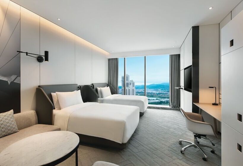 Номер Стандарт Вид на Реку, Crowne Plaza Quanzhou Riverview, An Ihg