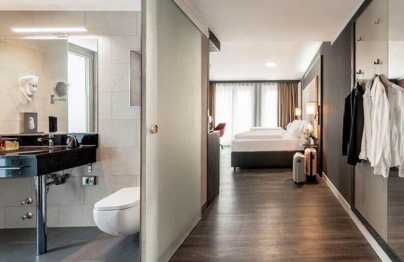 Трехместный Номер Премиум, Plaza Premium Heidelberg