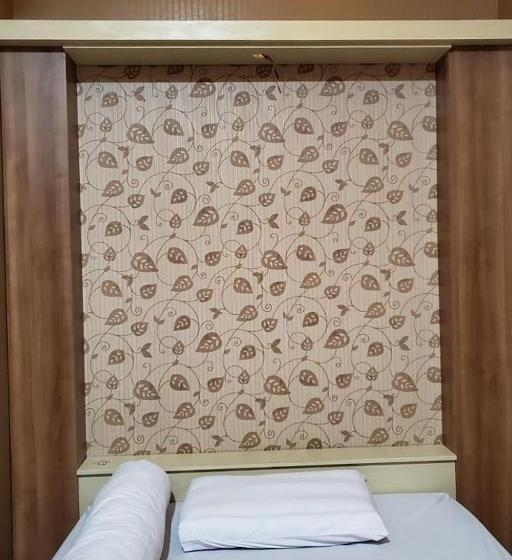 Номер Стандарт, Reddoorz Near Simpang Tujuh Kudus