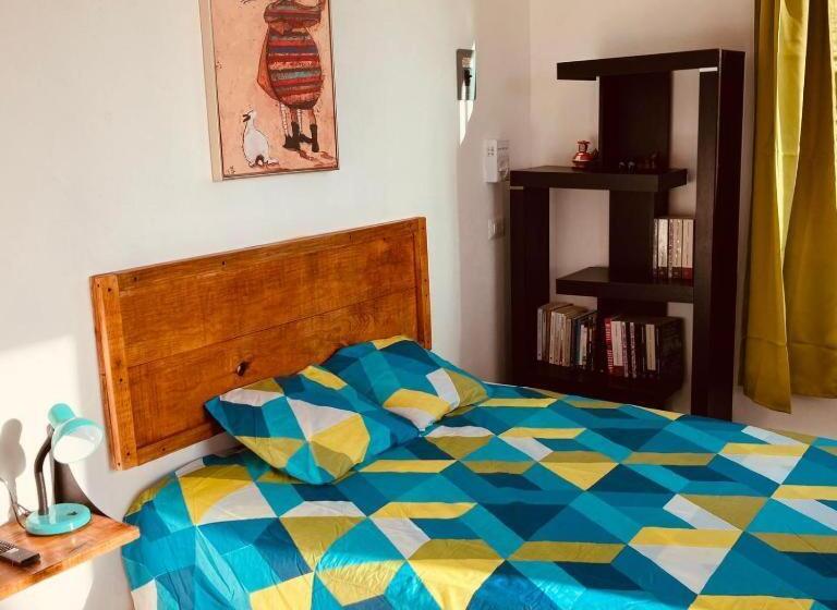 اتاق استاندارد, Almendrita Habitación I