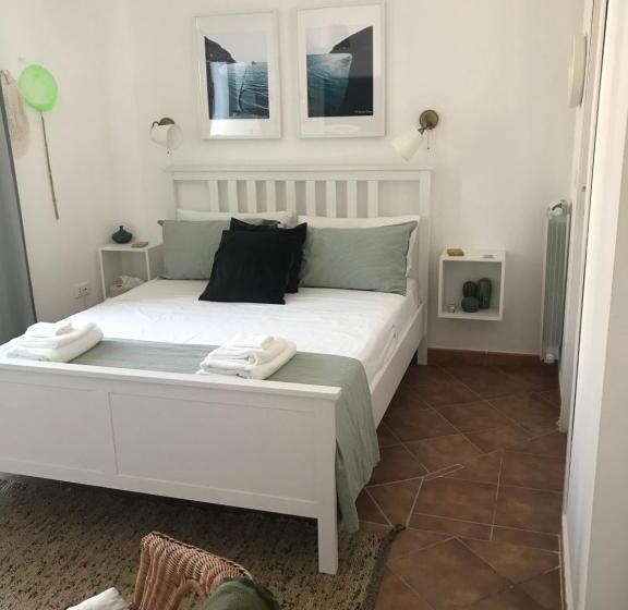 Номер Стандарт с Балконом, Pizzo Central House