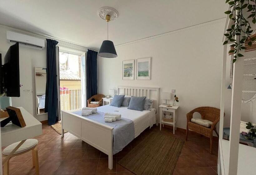 스탠다드 룸, Pizzo Central House