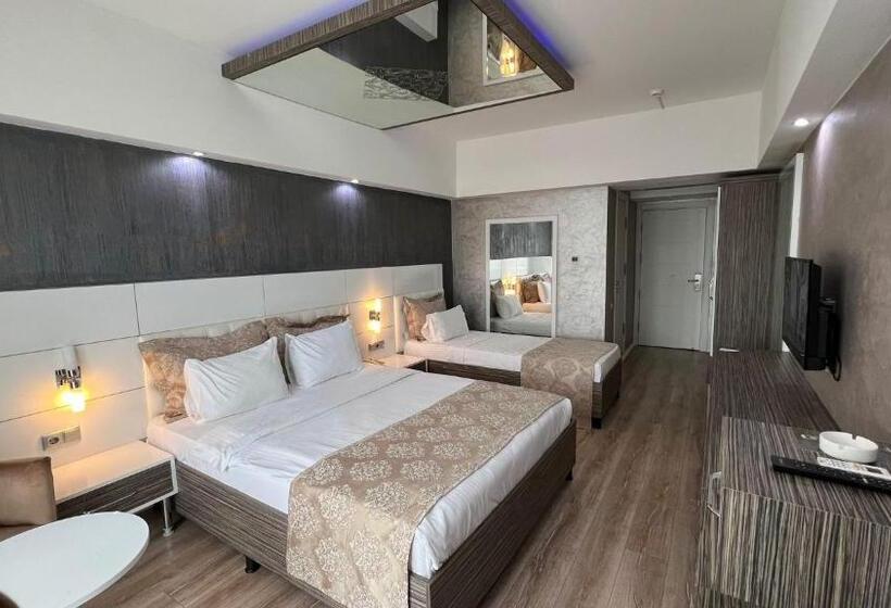 سوییت لوکس, Mox Hotel Wellness & Spa