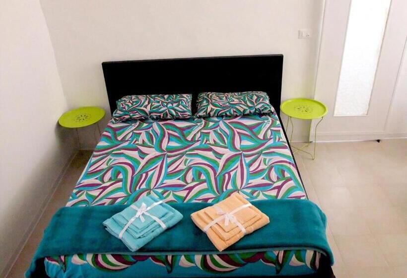 غرفة عائلية, Chicchisanti
