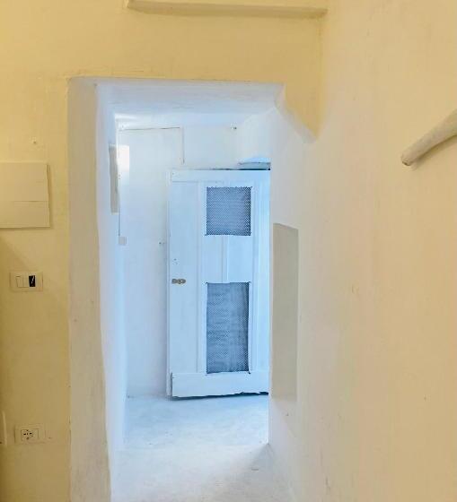 Quarto Deluxe, Chicchisanti