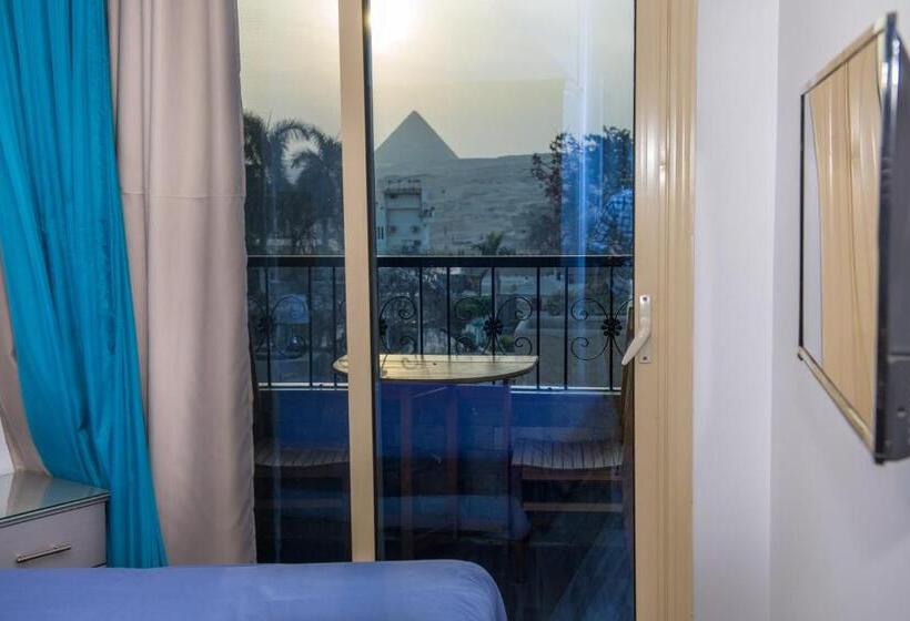 اتاق استاندارد سه نفره, Pyramids View Inn