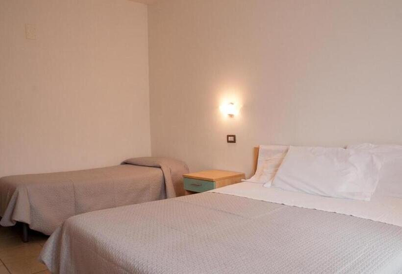 اتاق استاندارد چهار تخته, P&p Assisi Camere