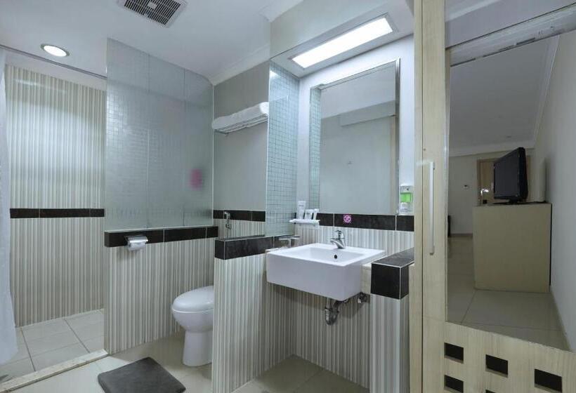 Номер Стандарт, Favehotel Premier Cihampelas