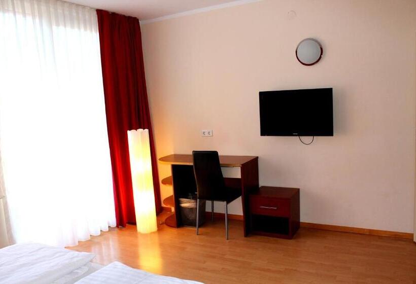 Quarto Triplo Estandar com Sacada, Atlas Sport