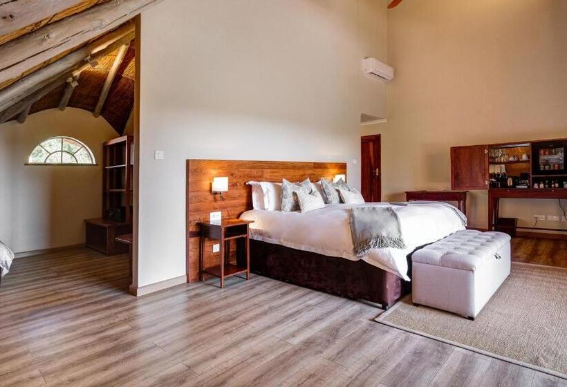 جناح, Ilala Lodge