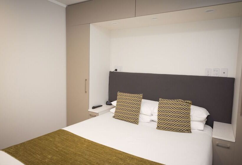 Апартаменты 1 Спальня, Quest On Johnston Serviced Apartments