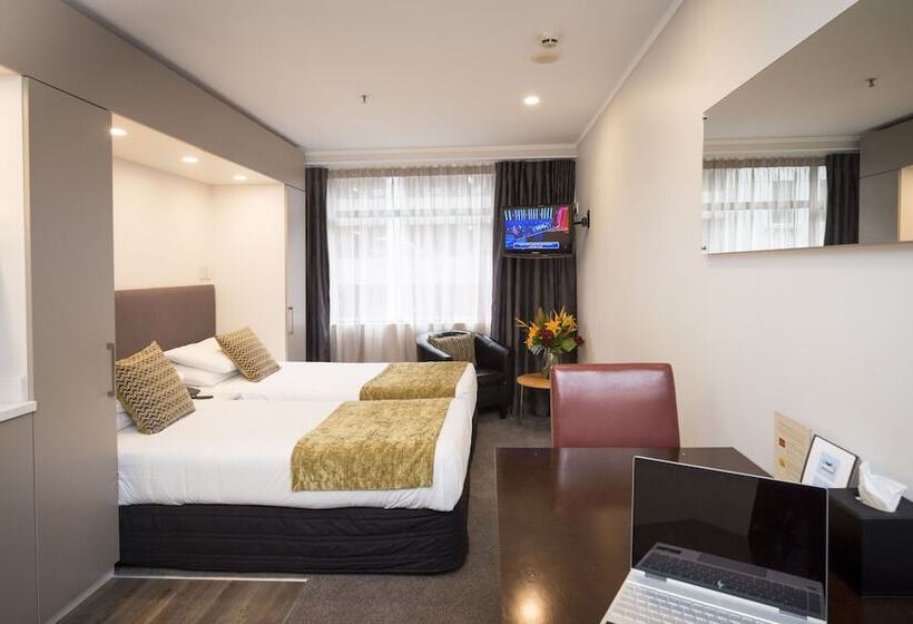 Студия Стандарт, Quest On Johnston Serviced Apartments