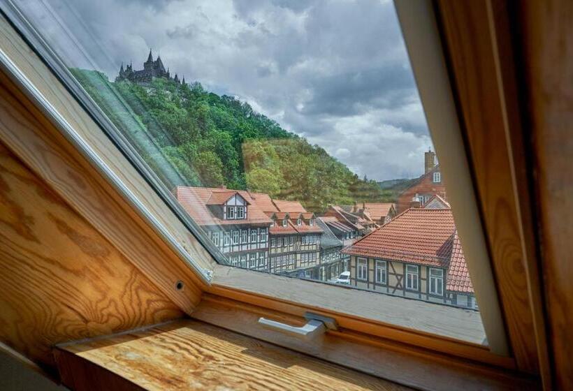 سوییت جونیور, Schlossblick