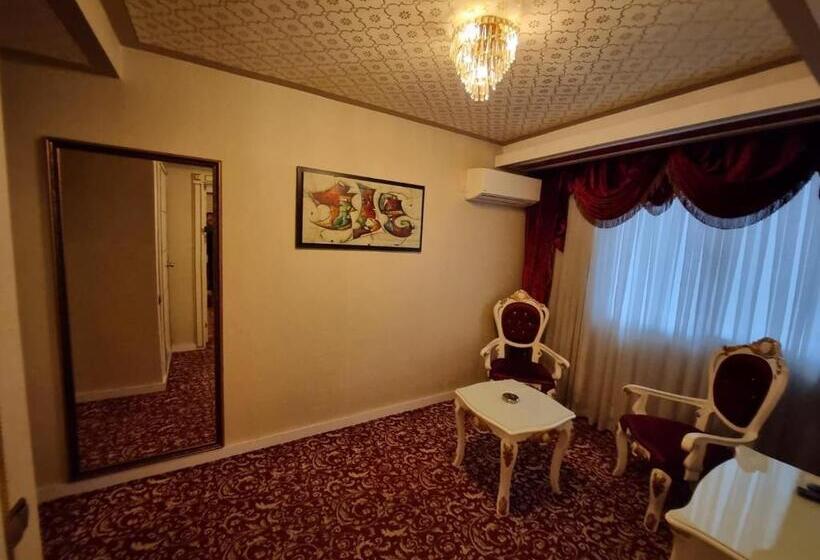 سوییت, Royal Mersin