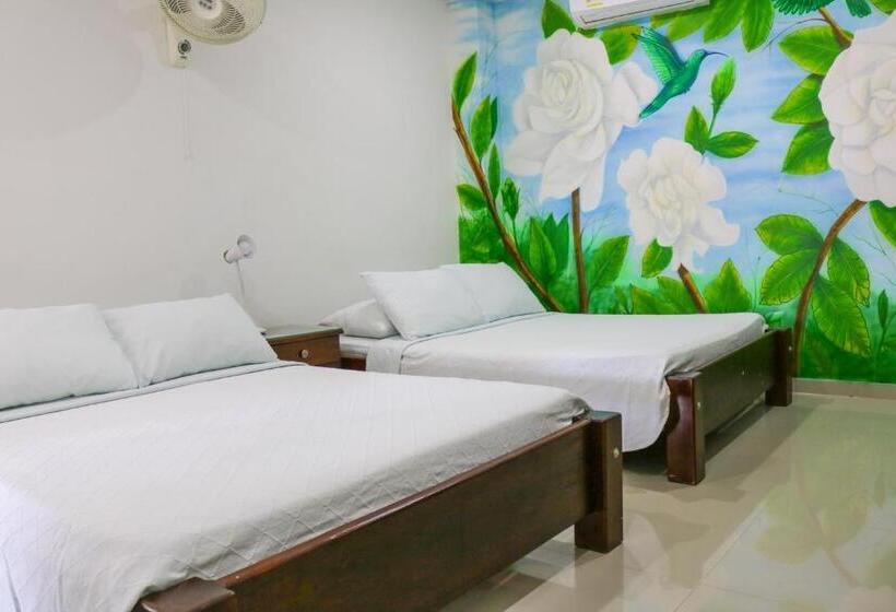 اتاق کلاسیک چهارنفره, Jardines Evans By Geh Suites