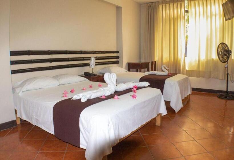 اتاق استاندارد سه نفره, Chanchamayo Inn