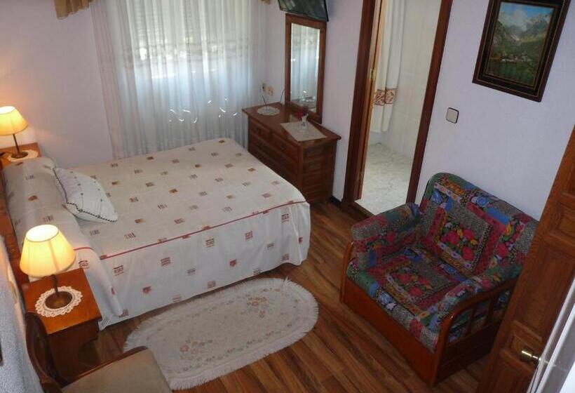 اتاق استاندارد, Hospedaje Roiz