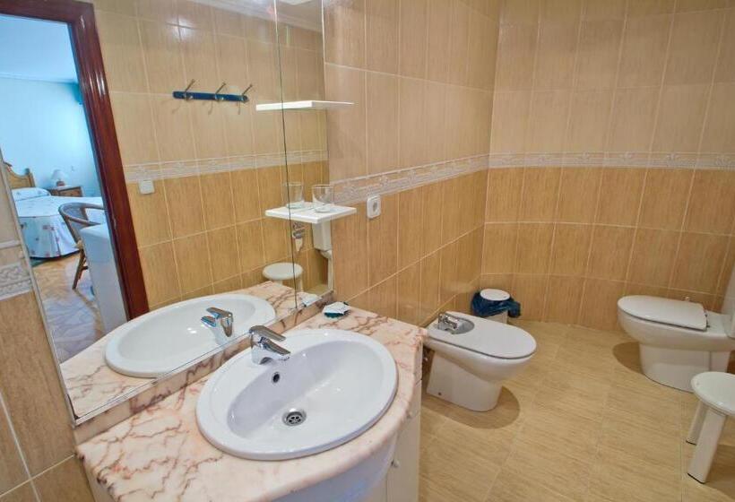 سوییت خانوادگی, Hospedaje Roiz