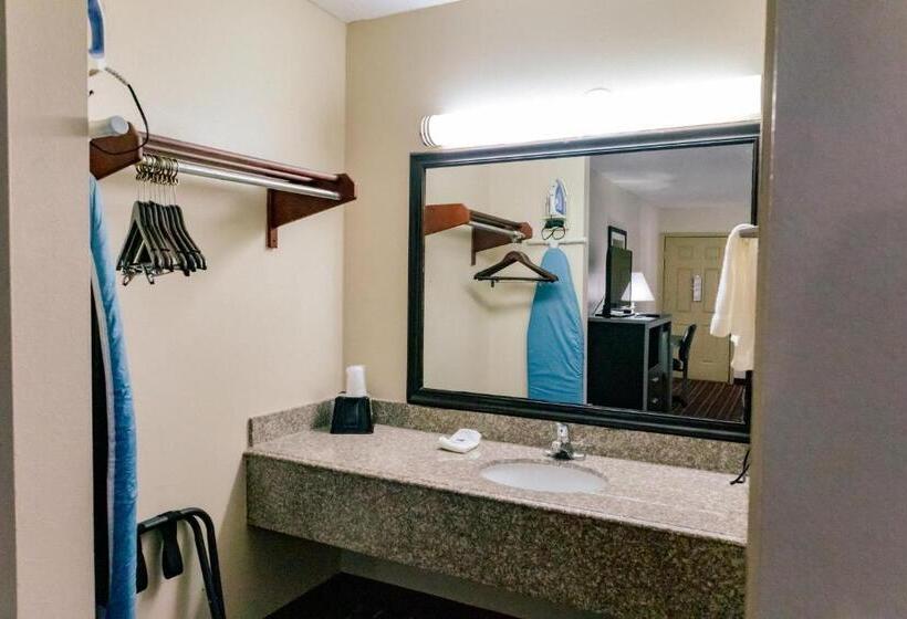 חדר קלאסי לארבעה, Motel 6 Nacogdoches, Tx