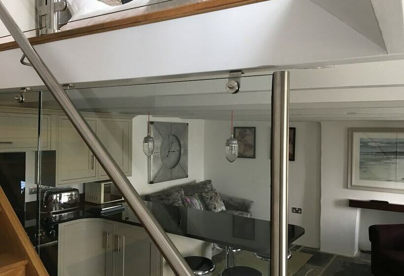 Дом 1 Спальня, The Padstow Cottage   Coswarth House