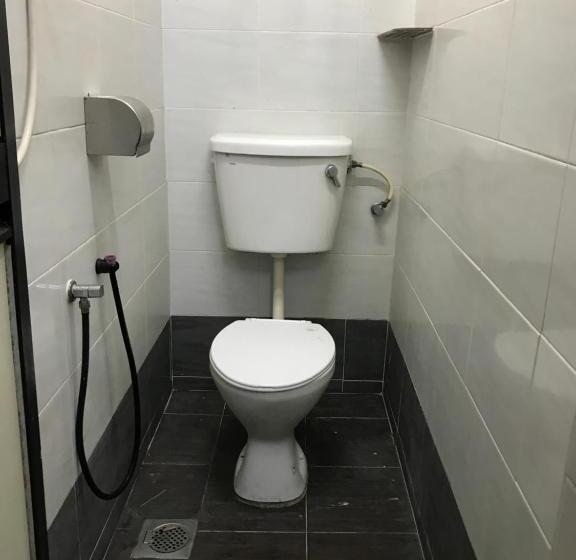 Семейный Номер Совместный Санузел, Yb House