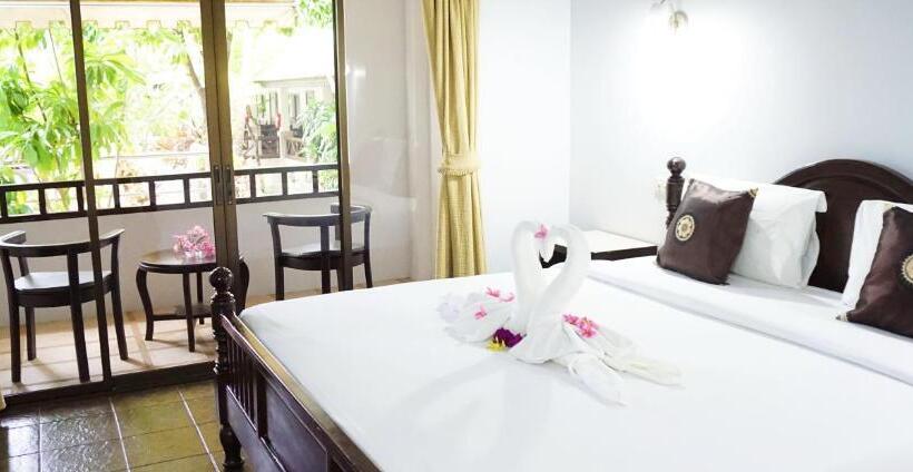 Номер Стандарт Вид на Бассейн, Lamai Inn 99 Bungalows