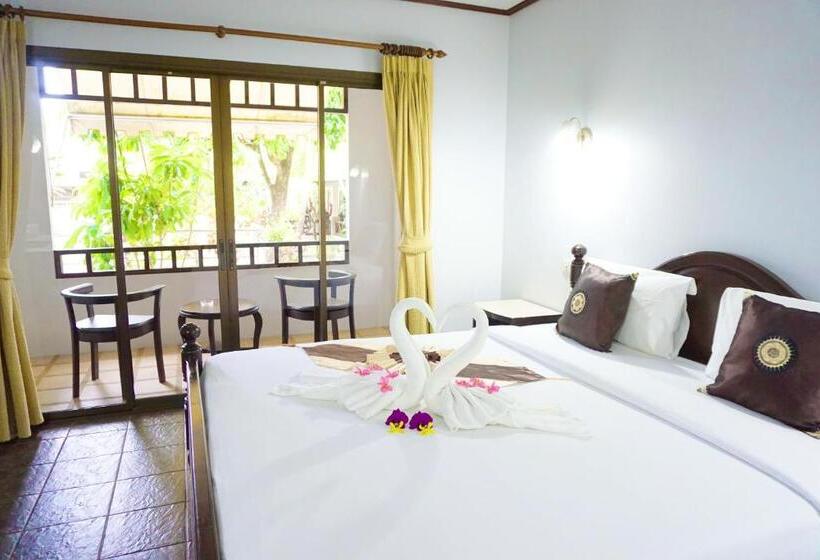 Номер Стандарт Вид на Бассейн, Lamai Inn 99 Bungalows