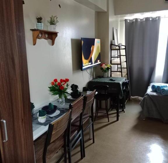 آپارتمان لوکس 1 خوابه, Avida Atria T2 C Short Walk Mall,esplanade,wifi,netflix,kitchen,pool
