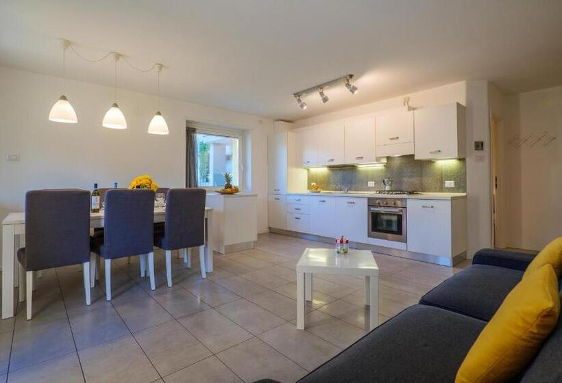 Апартаменты 1 Спальня, Residence Girasole Casa Gialla