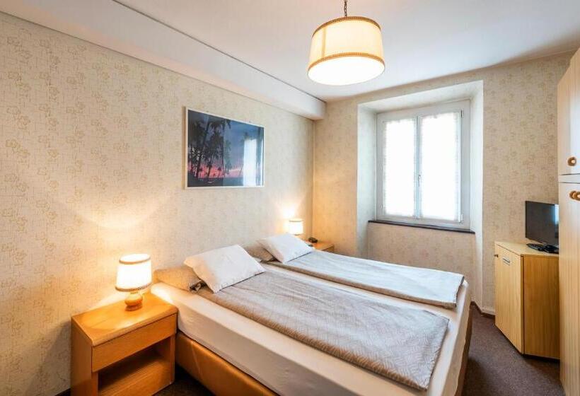 家庭间, Albergo Ristorante Svizzero