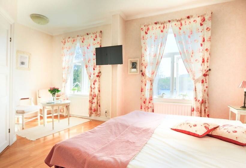 Номер Премиум, Hennickehammars Herrgård