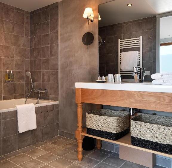 Полулюкс Вид на Озеро, Hôtel Beau Site Talloires B Spa