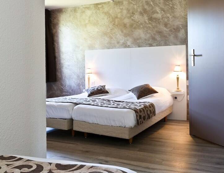 חדר קומפורט לשלושה, The Originals City, Hôtel Mulhouse Est