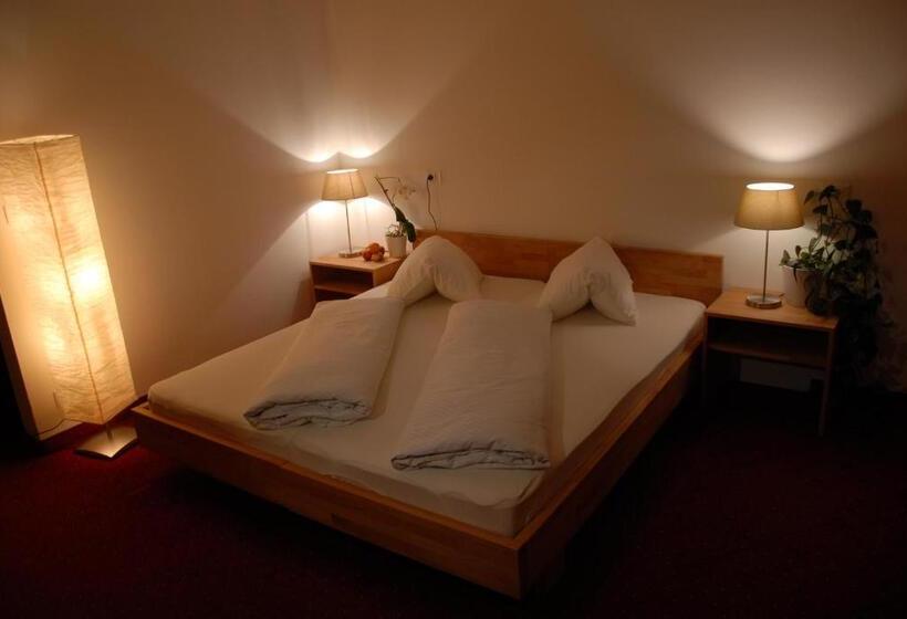 Номер Стандарт с Балконом, Landhotel Anna