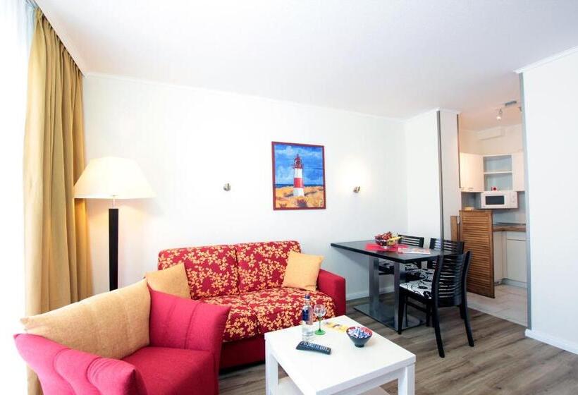스탠다드 스튜디오, Park Hotel Sellin