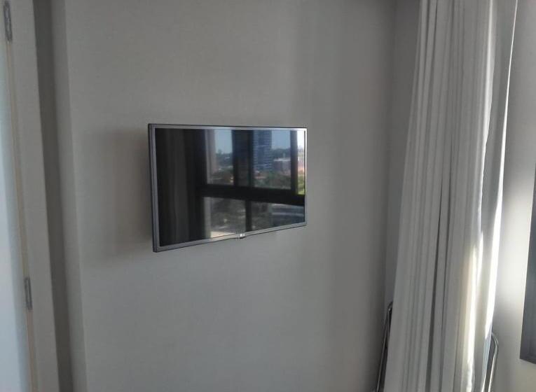 Студио Стандарт с Балконом, Salvador Mondial Flats