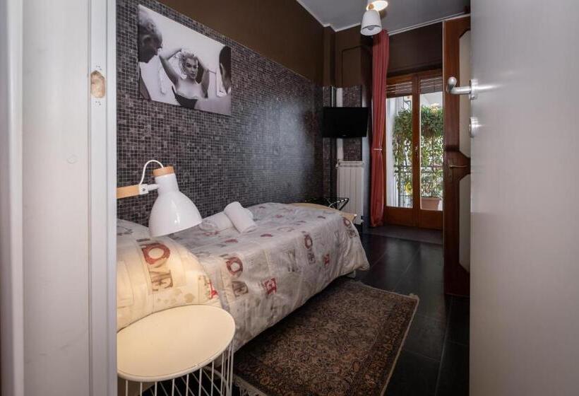 اتاق استاندارد یک تخته با بالکن, Cconforthotels R&b Dolci Emozioni   Self Check In