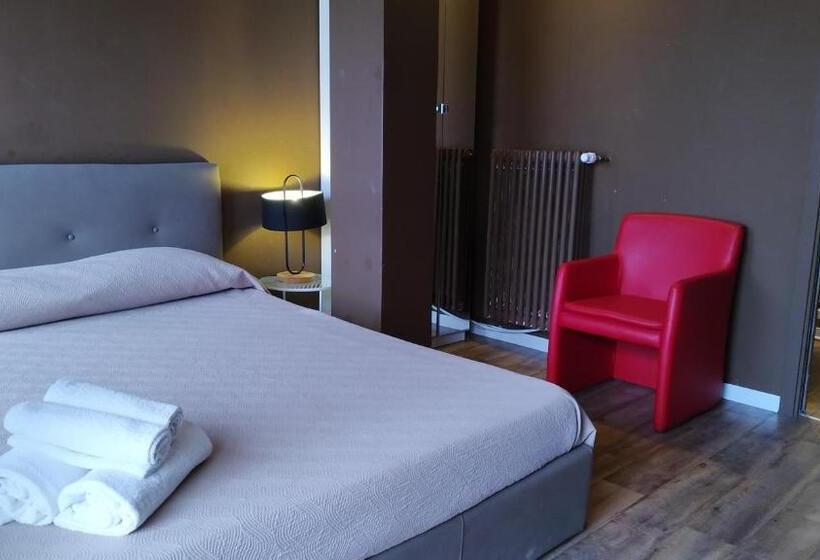 سوییت جونیور, Cconforthotels R&b Dolci Emozioni   Self Check In