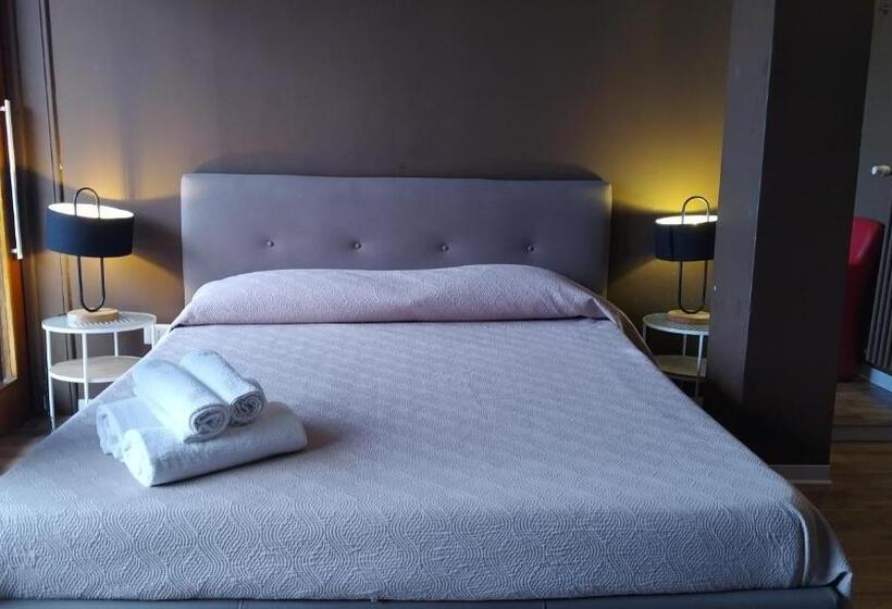 سوییت جونیور, Cconforthotels R&b Dolci Emozioni   Self Check In