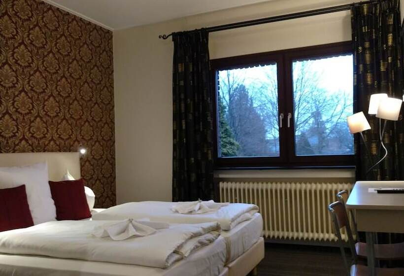 Номер Стандарт, De Lange Man Monschau Eifel