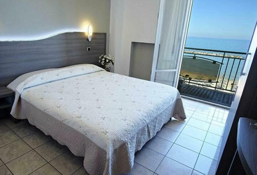 Номер Стандарт, La Perla