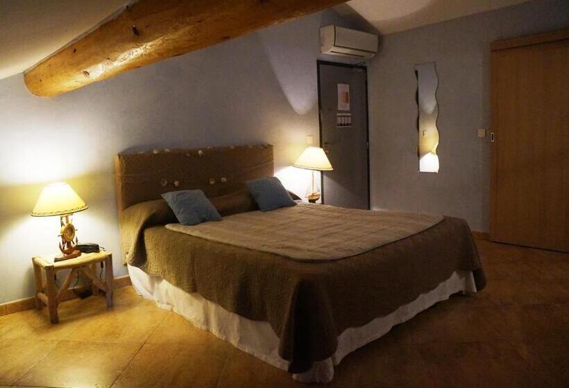 Пентхаус, Le Saint Jean