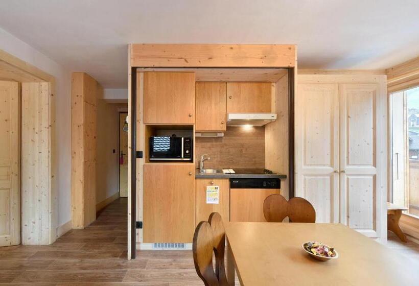 سوییت, Loc Hotel Alpen Sports