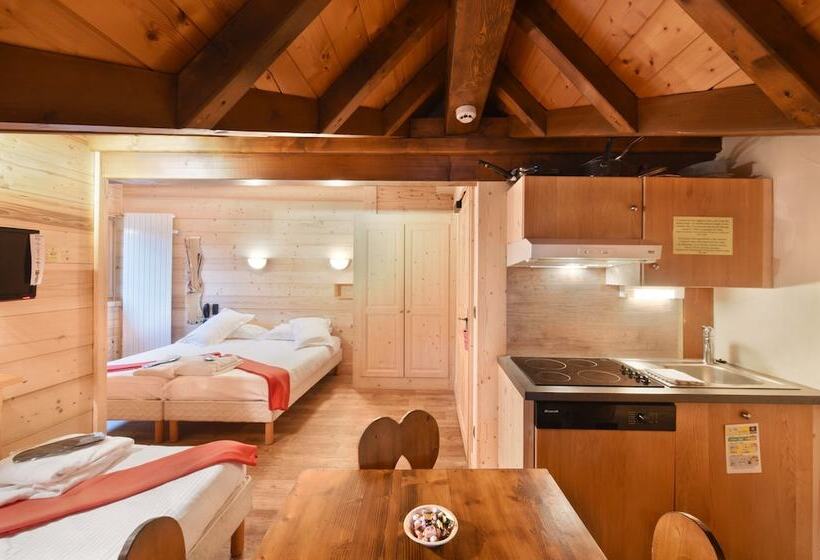 استودیوی استاندارد, Loc Hotel Alpen Sports