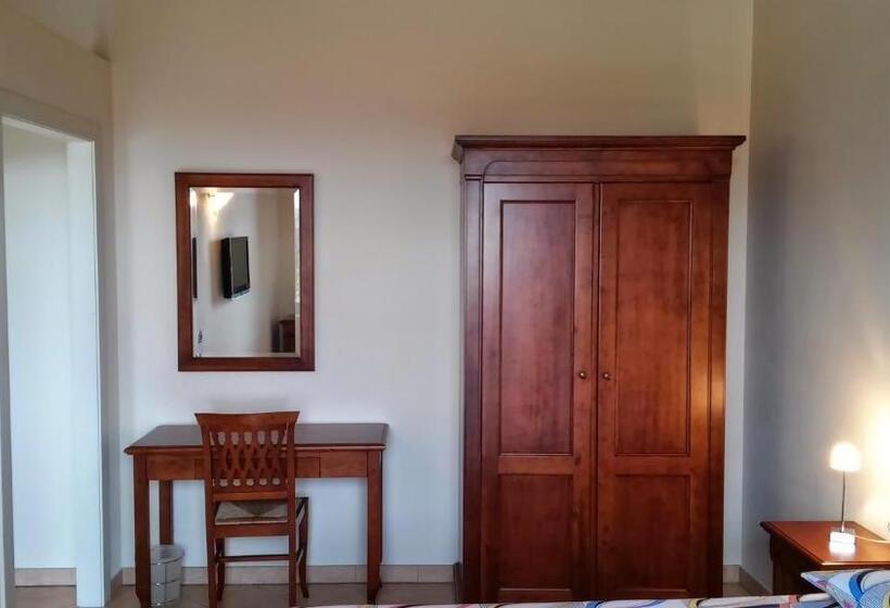 Номер Стандарт, Relais Corte Pontigliardo