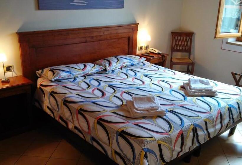 Номер Стандарт, Relais Corte Pontigliardo