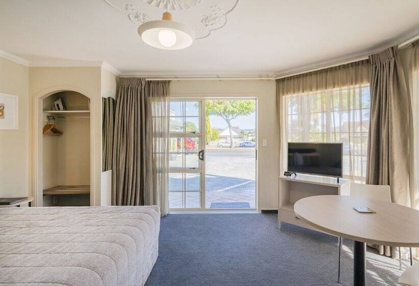 استودیوی سوپریور, Silver Fern Rotorua Suites & Spa