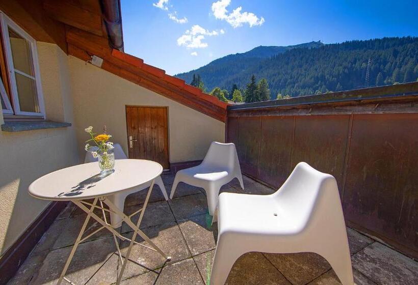 Семейный Номер Вид на Горы, Sportlodge Klosters