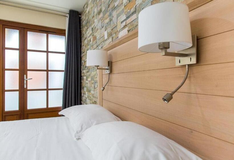 Классический Номер, Logis Hotel Erreguina